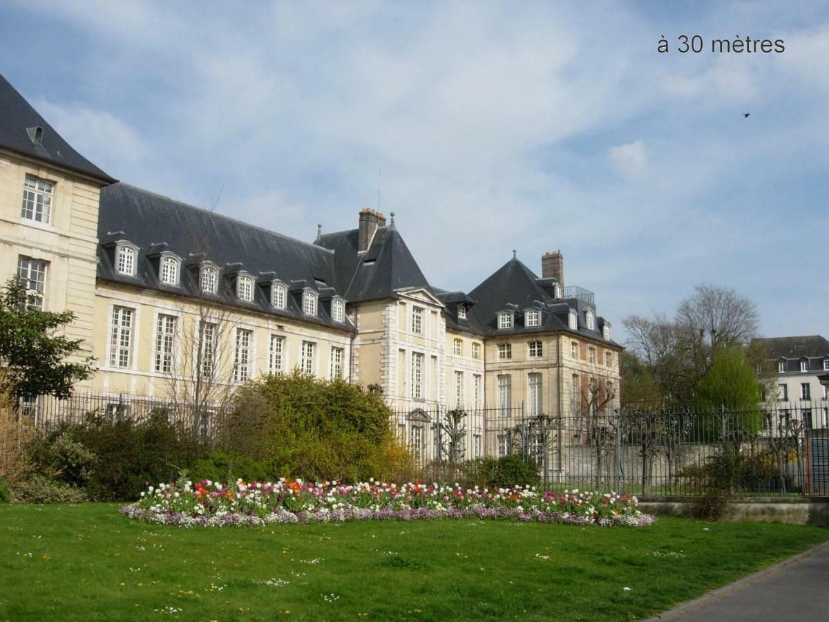 Between Historic Center And Quay, Ideal For Family Ruan Exterior foto