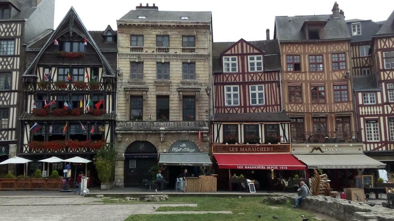 Between Historic Center And Quay, Ideal For Family Ruan Exterior foto
